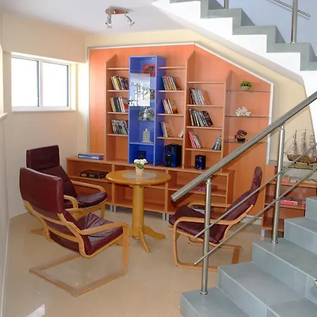 мирели Равда